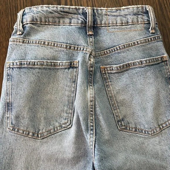 Zara jeans - Picture 4 of 4